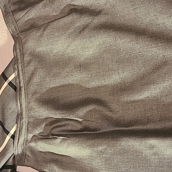 Preston York Suit - Picture 3 of 4